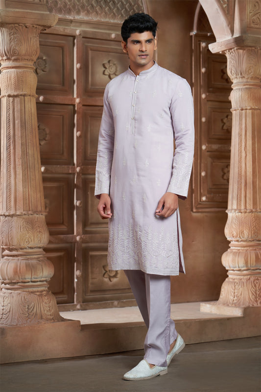 Lavender cotton Kurta Pyjama with Thread Embroidery and Motifs
