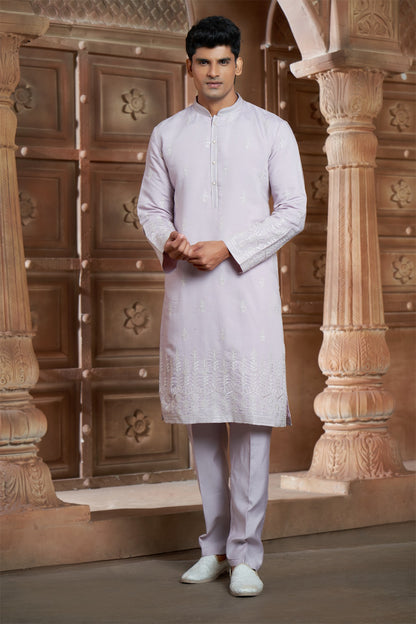 Lavender cotton Kurta Pyjama with Thread Embroidery and Motifs